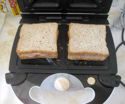 Тостер для сэндвичей: что это и как выбрать. что лучше выбрать — тостер или сэндвичницу?