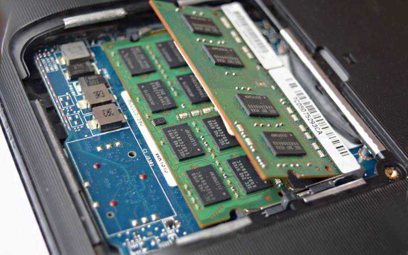 Вторая жизнь старого ноутбука: апгрейд памяти и дисковой системы