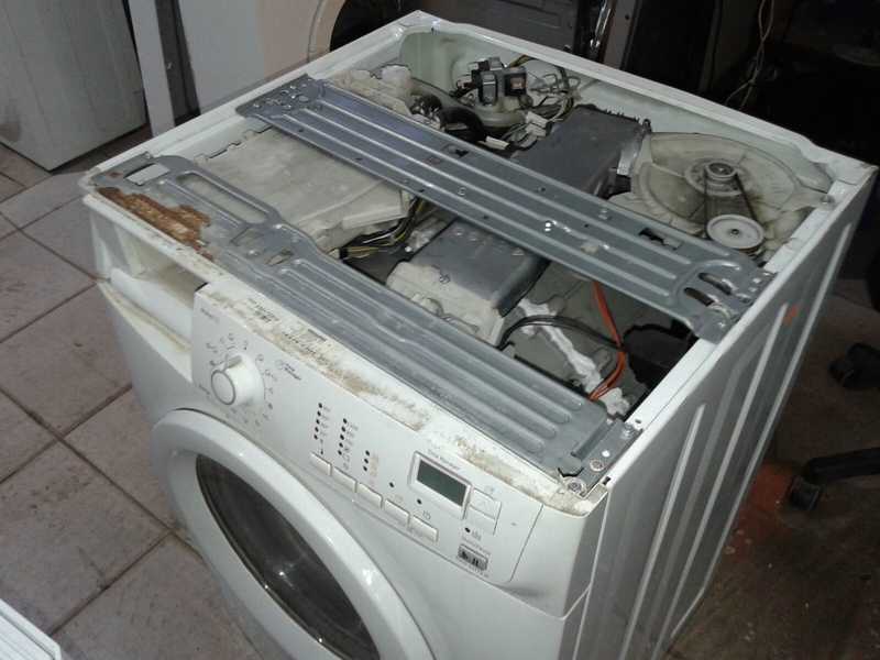Как самостоятельно произвести замену насоса стиральной машины electrolux?