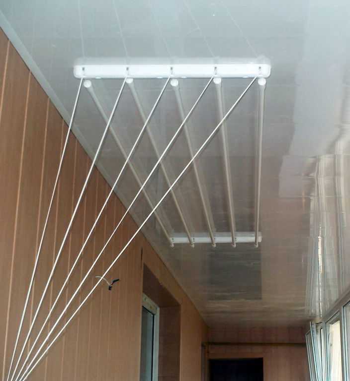 Сушилка для белья «лиана» (59 фото): потолочные и настенные вешалки для сушки, модели в ванную или на балкон, как правильно установить