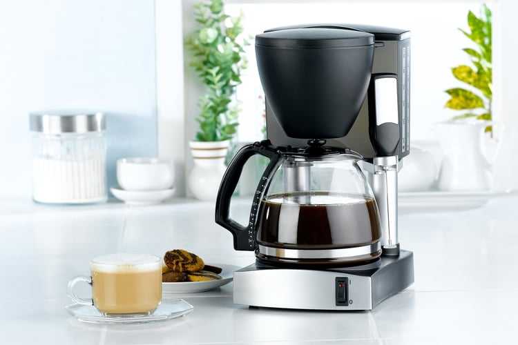 Как выбрать кофеварку для дома: особенности, виды и рейтинг лучших