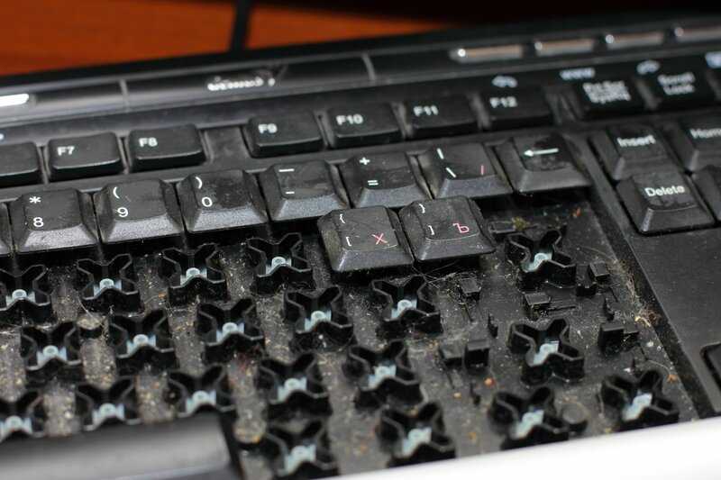 Очистка клавиатуры на ноутбуке