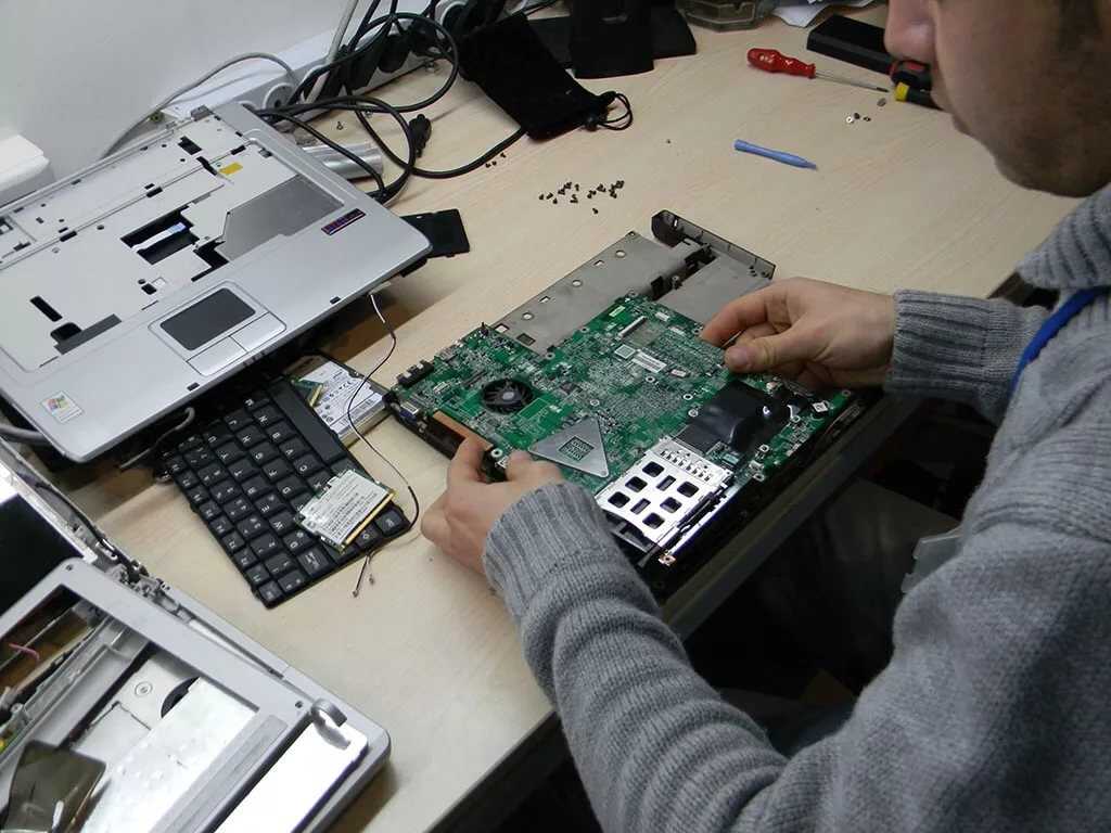 Как восстановить или сделать ремонт батареи ноутбука самостоятельно