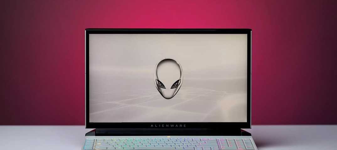 Ноутбук alienware 17