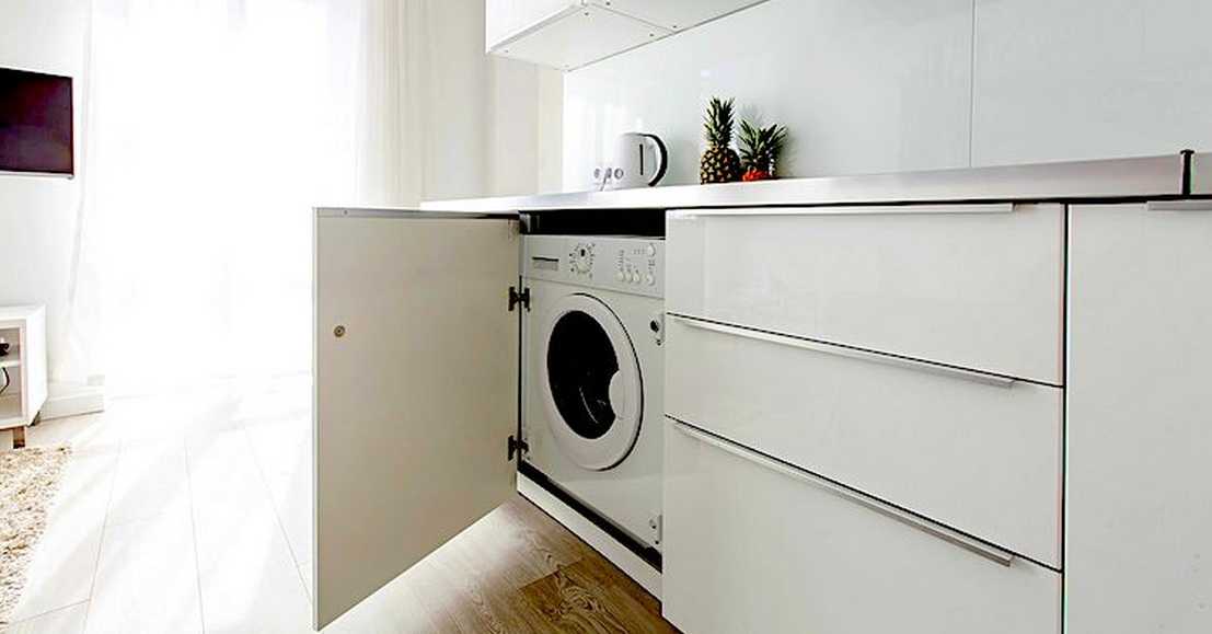 Куда поставить стиральную машину в маленькой ванной, 27 идей как разместить стиральную машину на кухне, в ванной, фото интерьеров | houzz россия